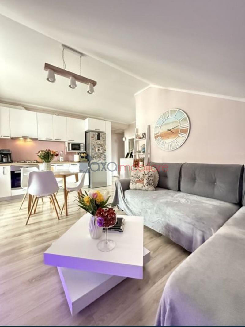 Apartment 3 rooms for sell in Floresti