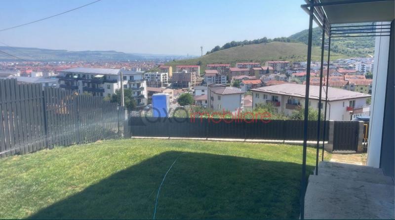 House 4 rooms for sell in Floresti